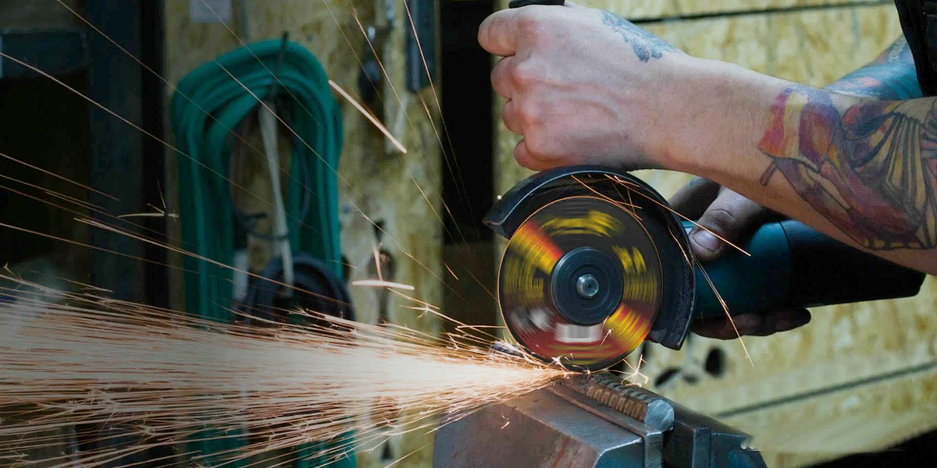 مُصنِّع عجلات القطع